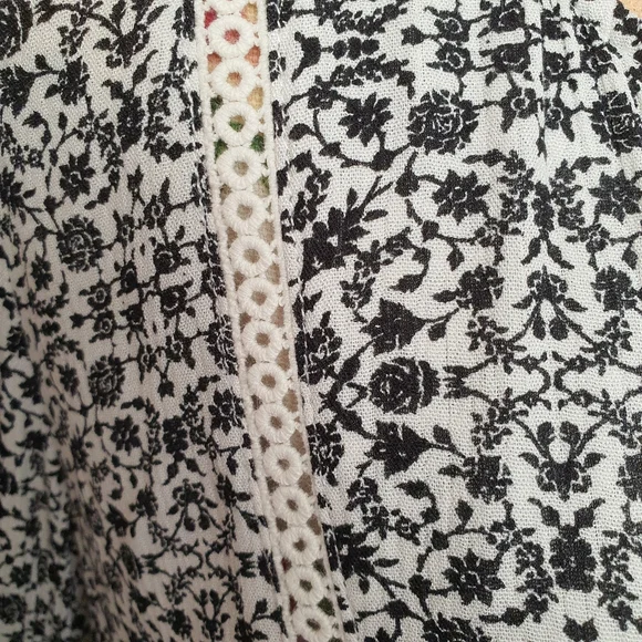 Sportsgirl Boho Floral Top - Picture 5 of 13